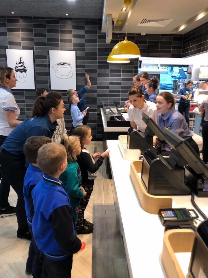 В Тернополе открылся первый McDonald's