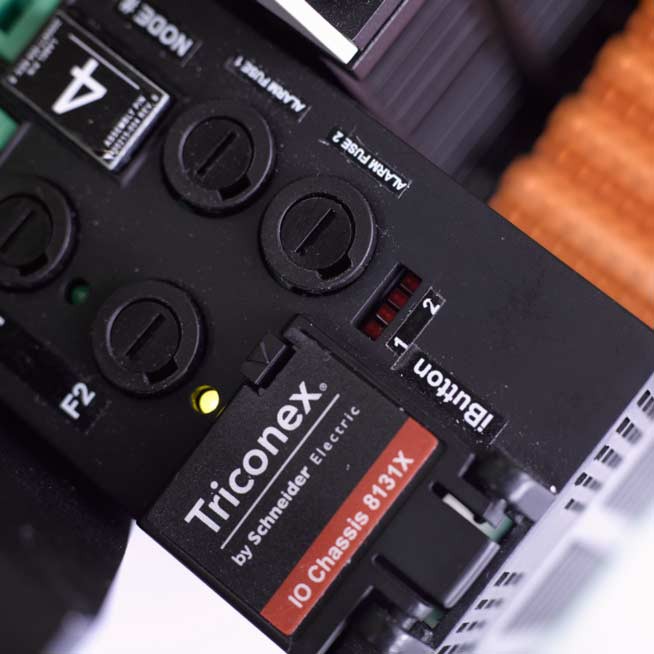Контроллер Schneider Electric Tricon CX v11.3 обеспечит высокий уровень безопасности на опасных производственных объектах