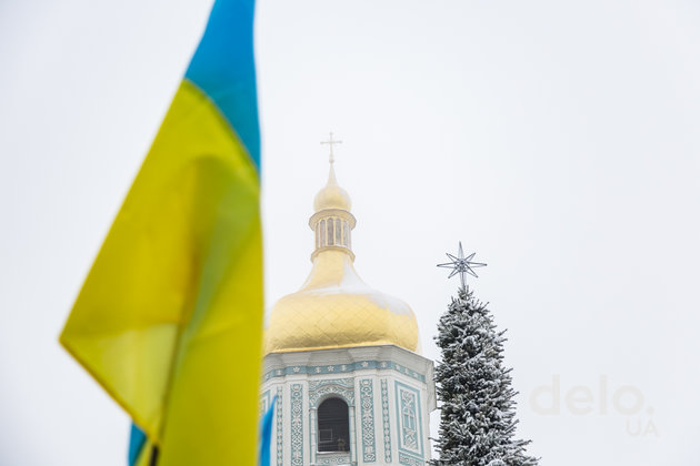Софийская площадь во время собора о создании поместной церкви. Фото: Э.Солдатова