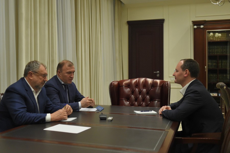 Павел Ливинский и глава Адыгеи Мурат Кумпилов обсудили перспективы развития энергокомплекса региона